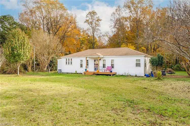 14492 Mill Swamp Rd Smithfield, VA 23430