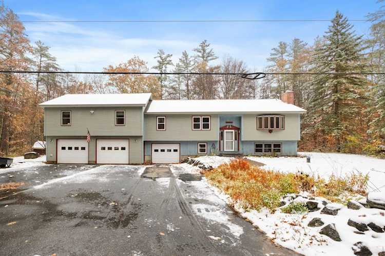 212 Clothespin Bridge Rd Webster, NH 03303