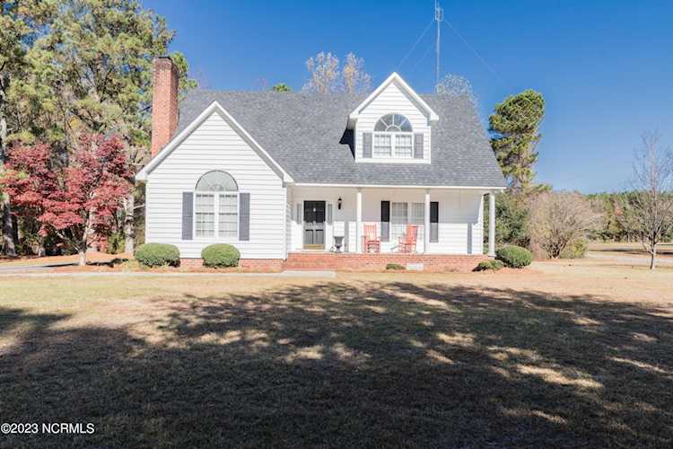 126 Gin House Ln Magnolia, NC 28453
