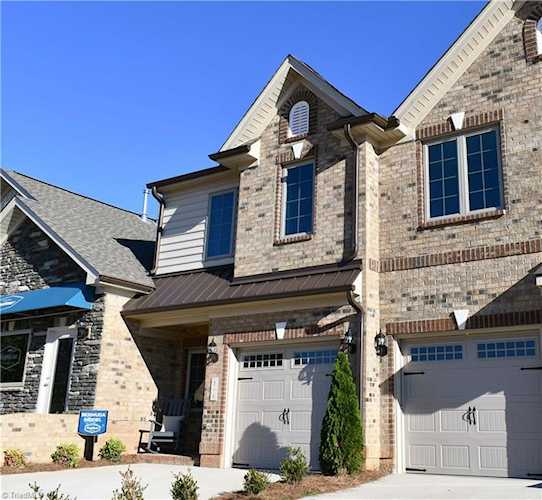 4752 Willowstone Drive High Point, NC 27265