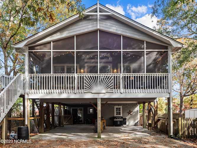 103 Bayshore Dr Sneads Ferry, NC 28460