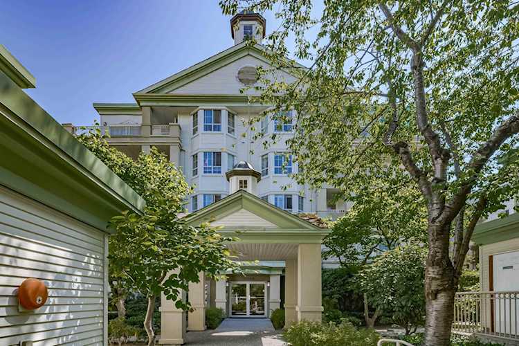 15268 105 Avenue #309 Surrey, BC V3R 0W8
