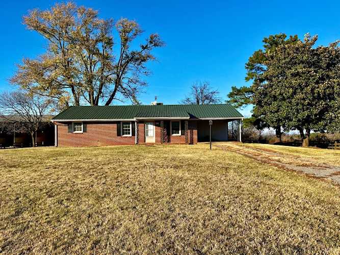9919 Falling Creek Rd Huddleston, VA 24104