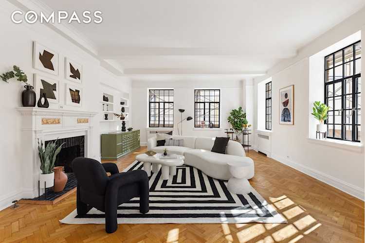 1100 Park Ave #7 New York, NY 10128