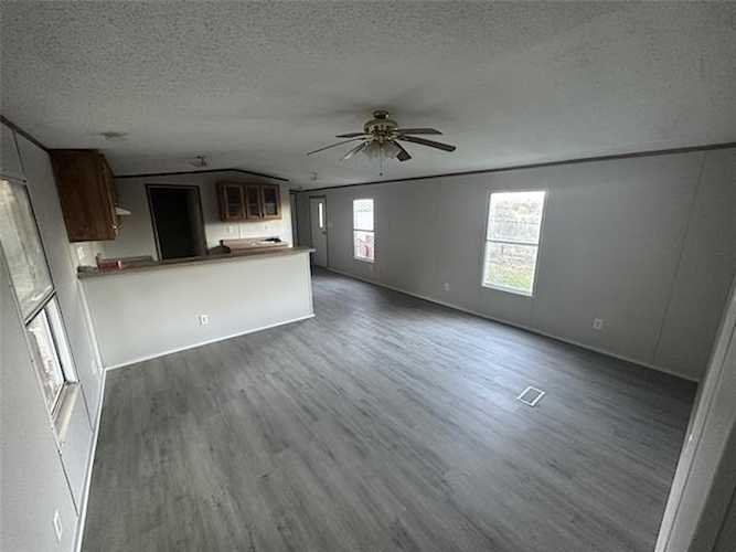 4412 Montana Granbury, TX 76048