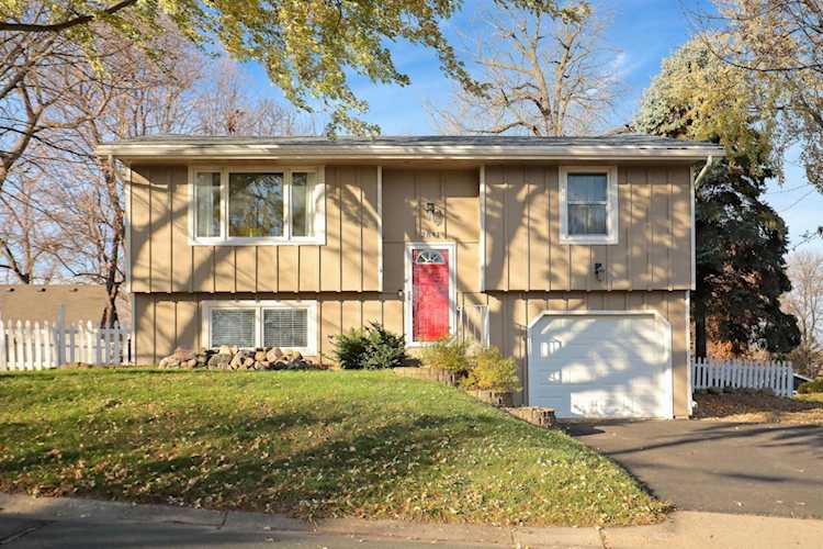 2841 Marlboro Lane Mound, MN 55364