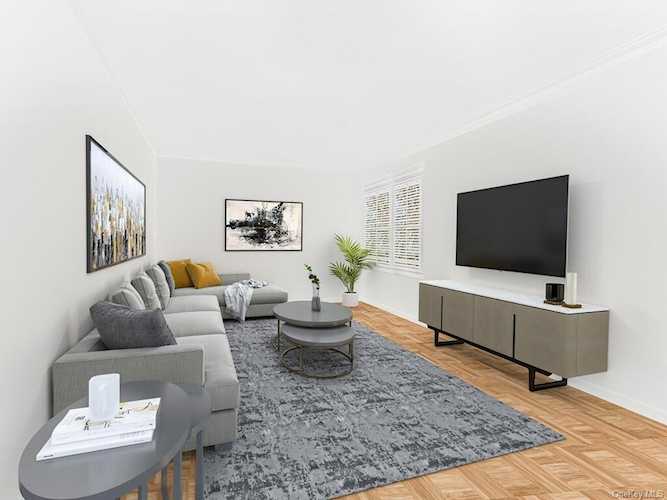 2160 Bronx Park E #5F Bronx, NY 10462