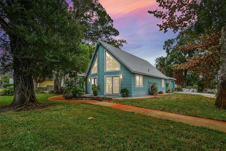 7295 Hubert St Seminole, FL 33776
