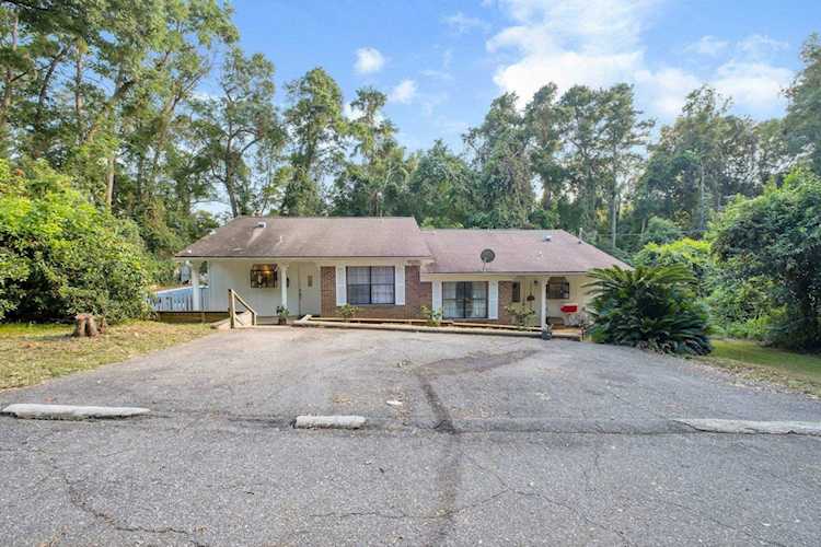 3973 & 3975 Tavo Trace Tallahassee, FL 32311