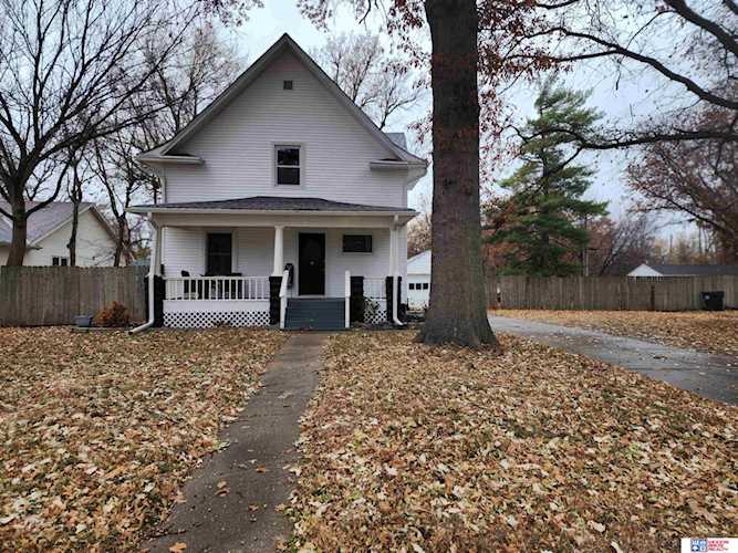 2221 S 48th St Lincoln, NE 68506