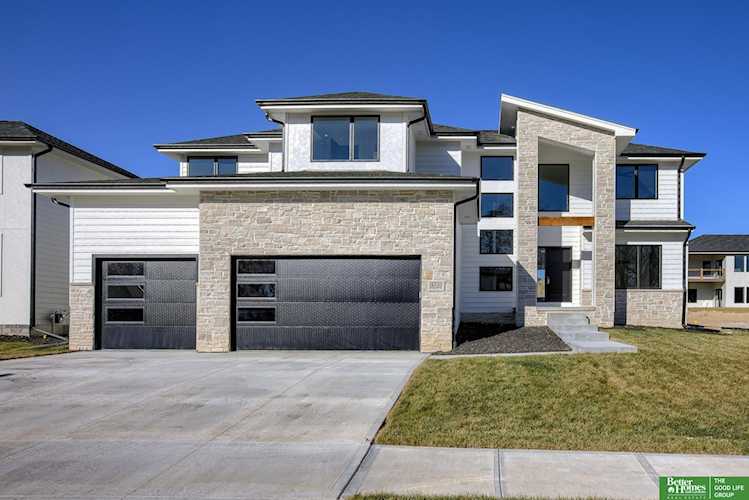4530 S 202 St Omaha, NE 68135