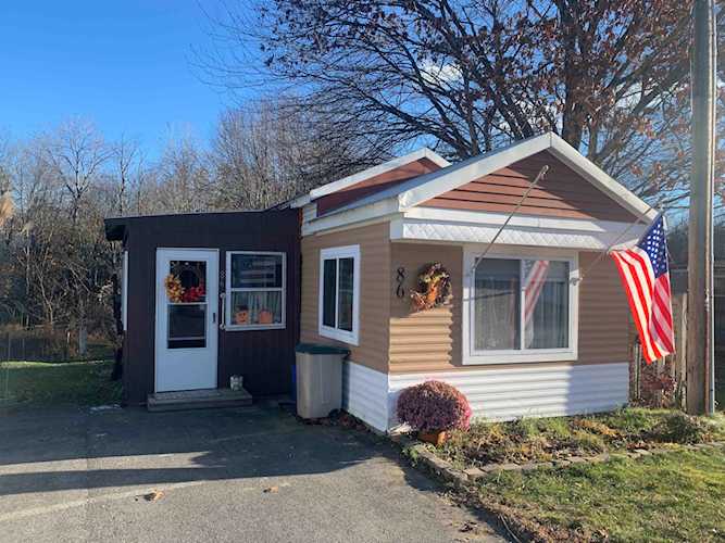 86 Crystal Springs Way Somersworth, NH 03878
