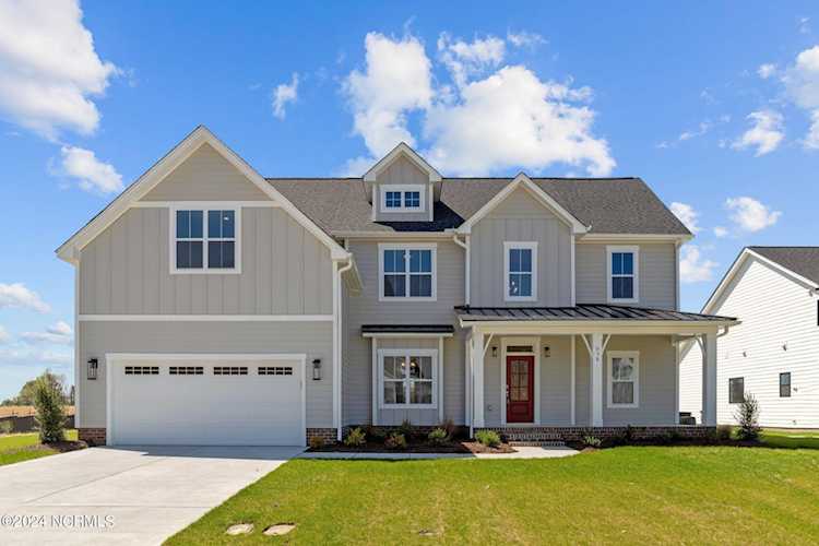 978 Hunter Grace Dr Winterville, NC 28590