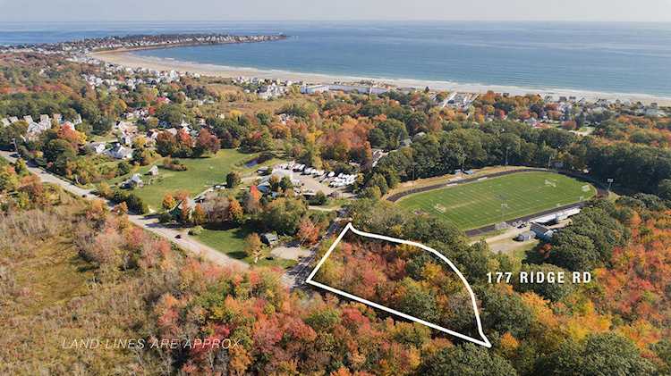 177 Ridge Rd York, ME 03909