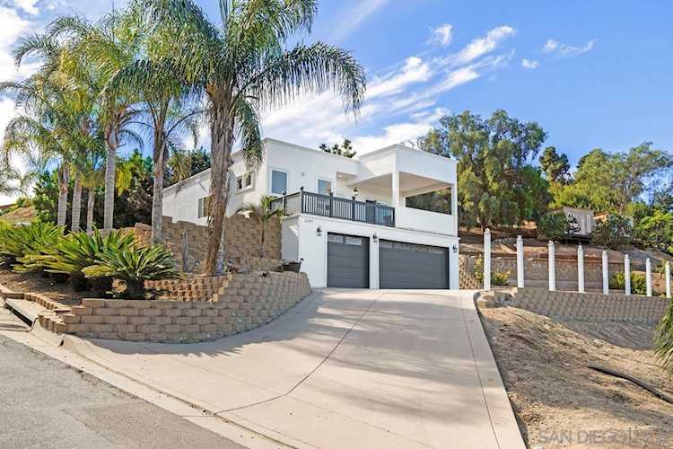 3342 Randy Lane Chula Vista, CA 91910