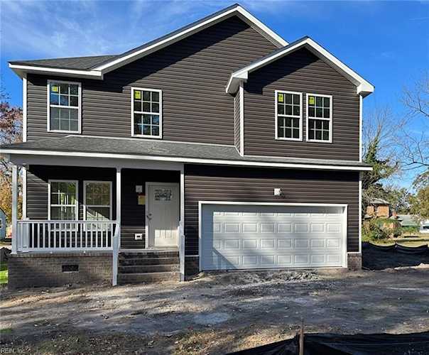 218 Wall St Portsmouth, VA 23702