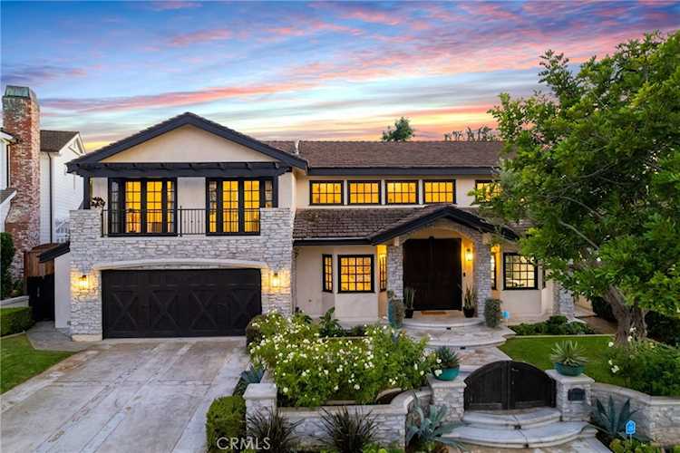 2037 Port Bristol Circle Newport Beach, CA 92660