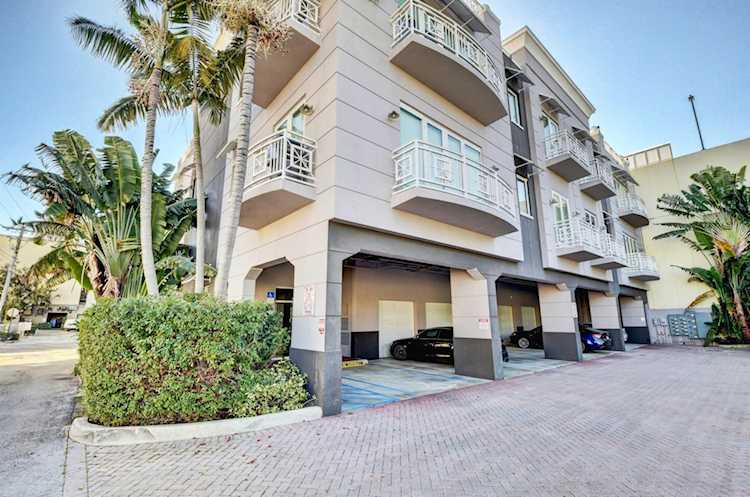 12 SE 1st Avenue #304 Delray Beach, FL 33444