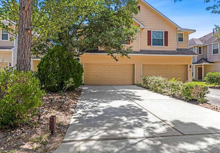 203 W Stedhill Loop The Woodlands, TX 77384