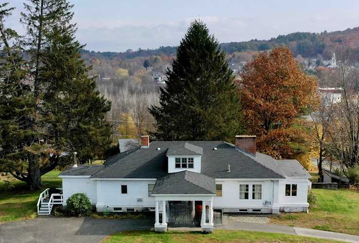 95 Elm St Newport, NH 03773