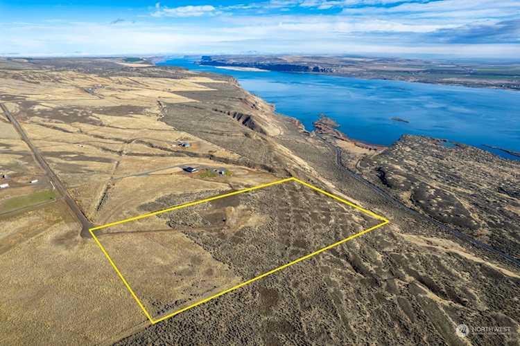 59 Pilot Rock Road Coulee City, WA 99115