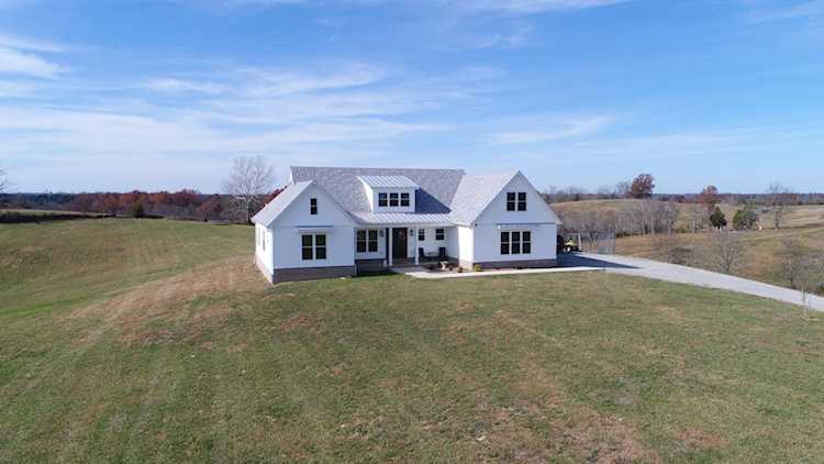 310 Calvary Road Rd Harrodsburg, KY 40330