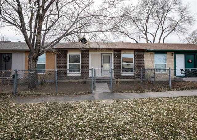 326 Robbins Mill Place Colorado Springs, CO 80910