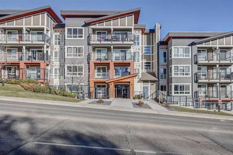 510 Edmonton Trl NE #302 Calgary, AB T2E 3H1