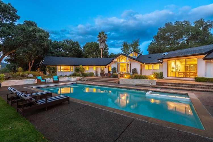 13 Sleepy Hollow Dr Carmel Valley, CA 93924