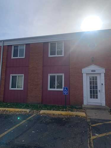 1371 Monomoy St #B3 Aurora, IL 60506
