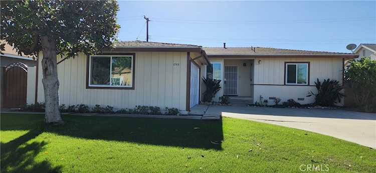 1742 W Siva Ave Anaheim, CA 92804