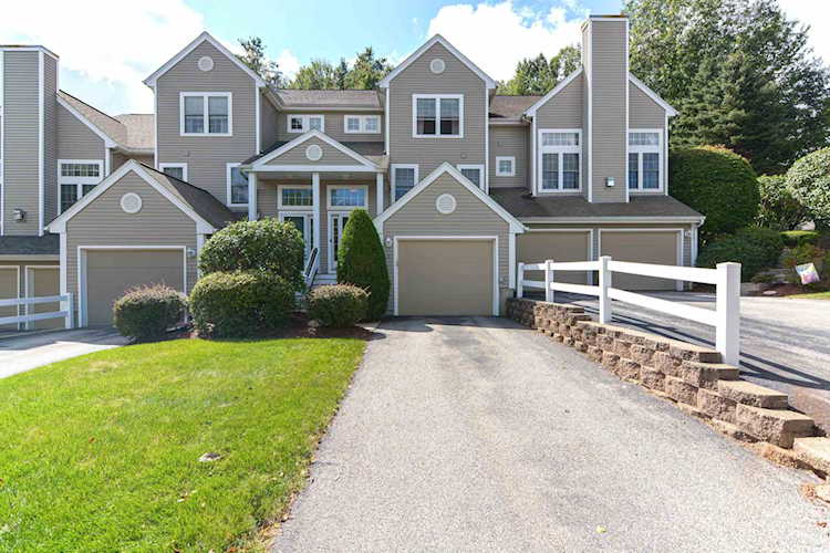 3 Chatham Dr #82 Bedford, NH 03110 | MLS 4971015 Photo 1