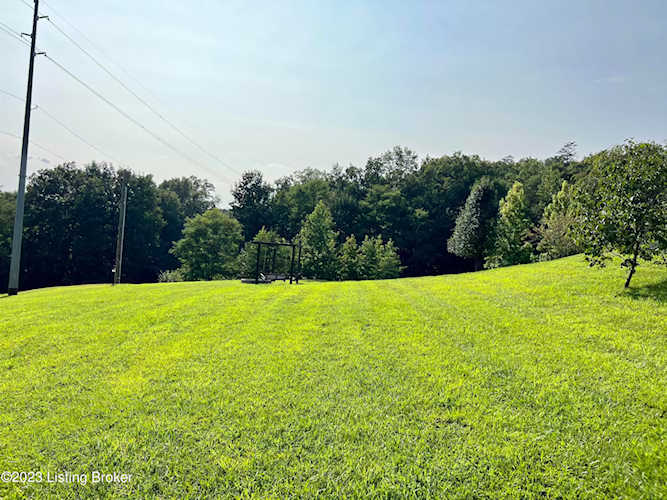 Lot 32 Peak Ave Shepherdsville, KY 40165