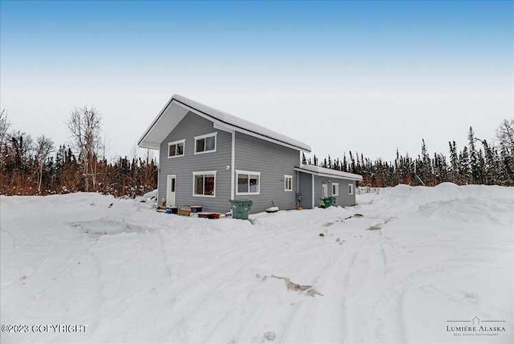 3864 N Three Bees Rd Wasilla, AK 99623