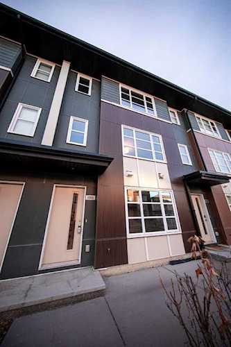 1008 Evansridge Park NW Calgary, AB T3P 0N7