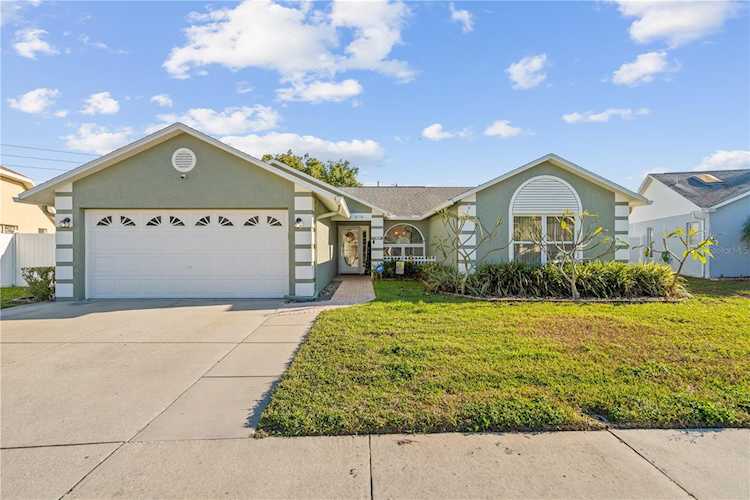 8518 Yearling Ln New Port Richey, FL 34653