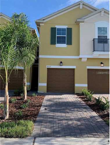 9067 Menewa Ct Orlando, FL 32825