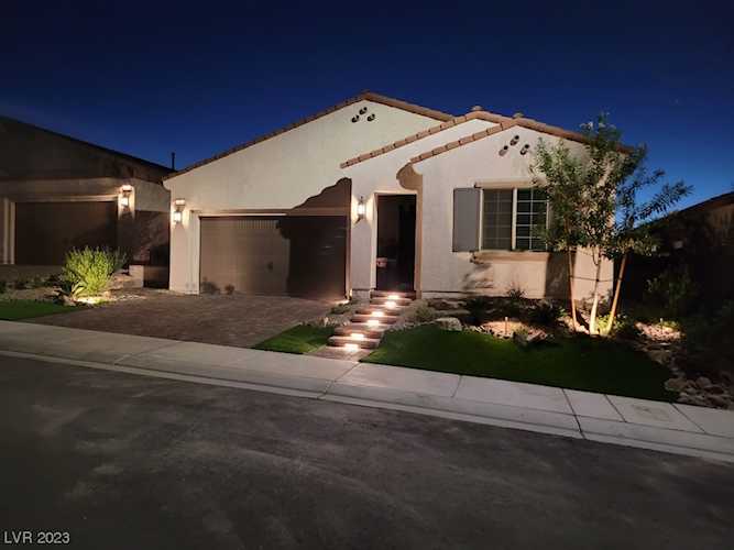 685 Sunray Park St Henderson, NV 89011