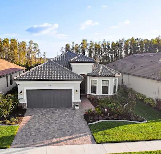 29546 Ginnetto Dr Wesley Chapel, FL 33543