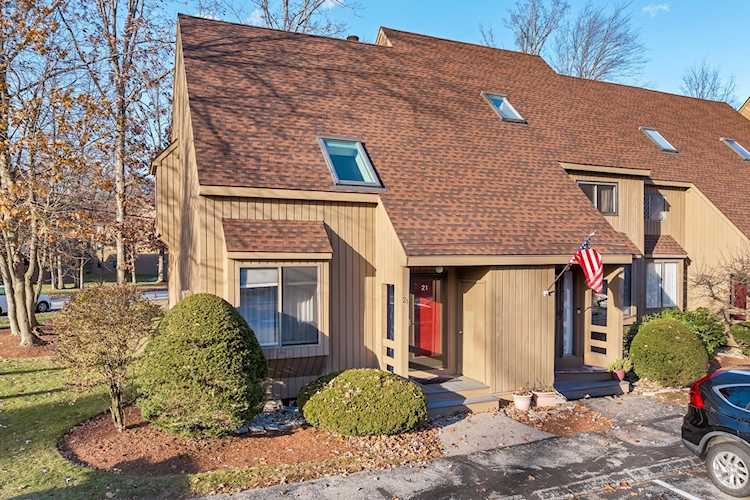 21 Blackstone Ct Merrimack, NH 03054