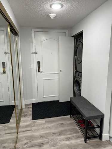 4350 Beresford Street #1902 Burnaby, BC V5H 4K9