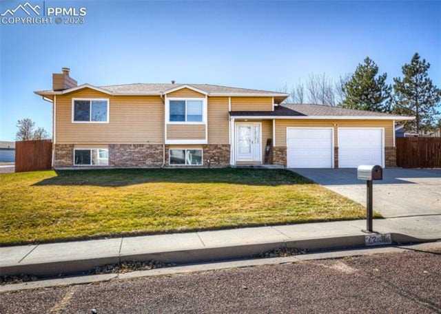 4240 Chenango Drive Colorado Springs, CO 80911
