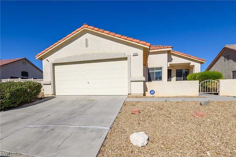 722 Turtleback Dr North Las Vegas, NV 89031