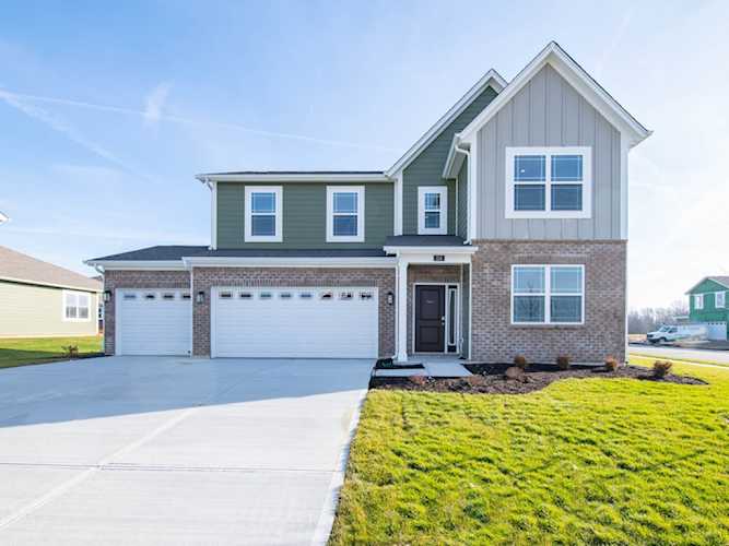 233 Lucky Hat Ln Danville, IN 46122