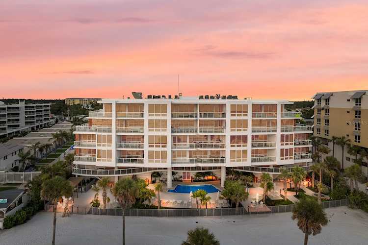 1035 Seaside Dr #310 Sarasota, FL 34242