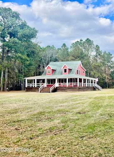 206 Jimmy Tate Williams Rd Beulaville, NC 28518