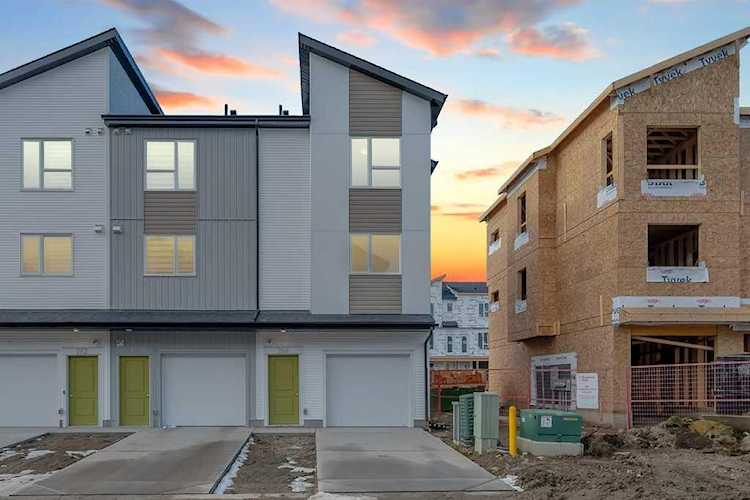 301 Redstone Blvd NE #266 Calgary, AB T3N 1V7