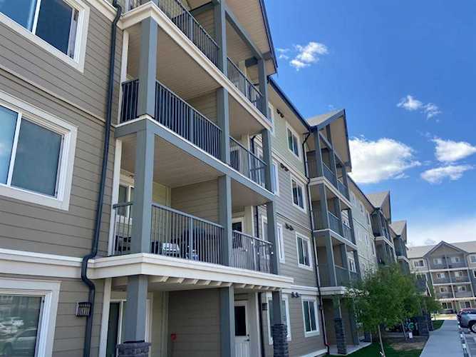 181 Skyview Ranch Manor NE #1207 Calgary, AB T3N 0V2