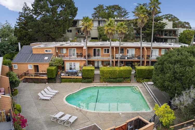 118 Stanford Way Sausalito, CA 94965