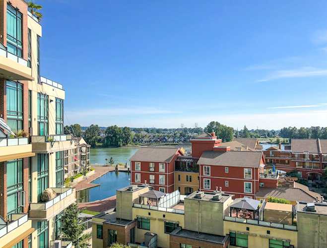 10 Renaissance Square #415 New Westminster, BC V3M 7B1